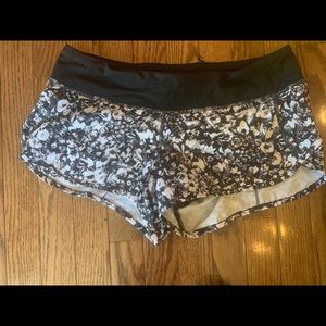 Lululemon Speed Shorts Size 8